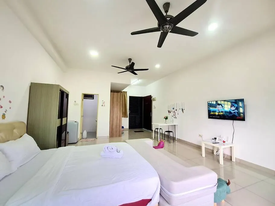 Warm Studio Balcony City View Palazio Apartment Mount Austin By Gdragon Homestay Johor Bahru